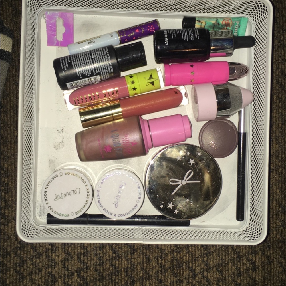 Makeup bundle! - Picture 5 of 8